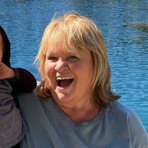 Meet your Posher, Linda